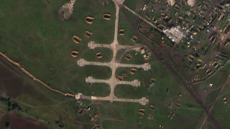 Occupiers remove all their equipment from Chornobaivka airfield