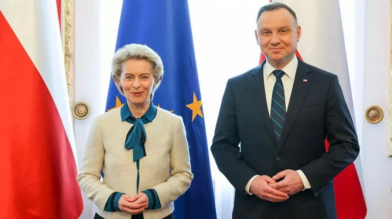 Крок назустріч ЄС: чи вдасться Польщі владнати гострий конфлікт із Єврокомісією