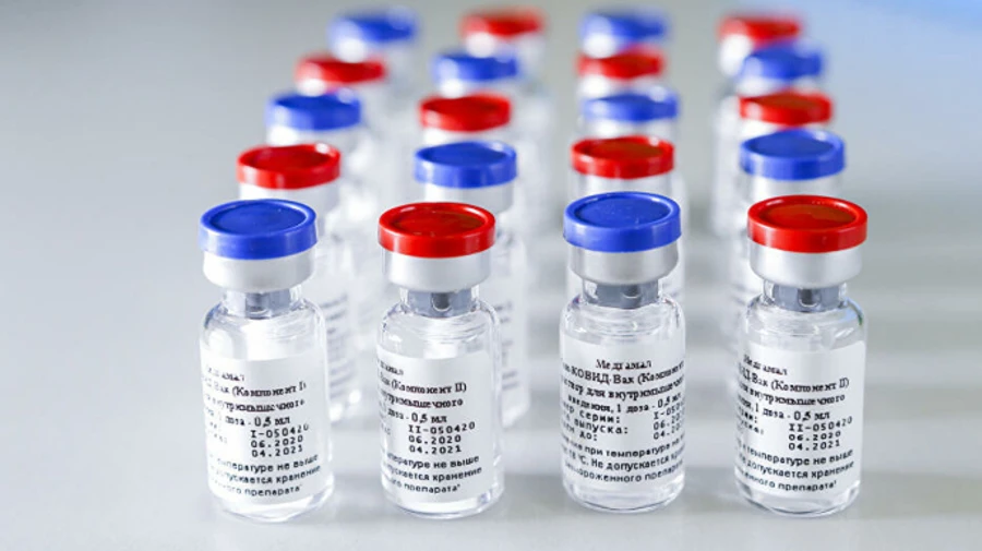 Филиппины решили прививать граждан российской вакциной от COVID