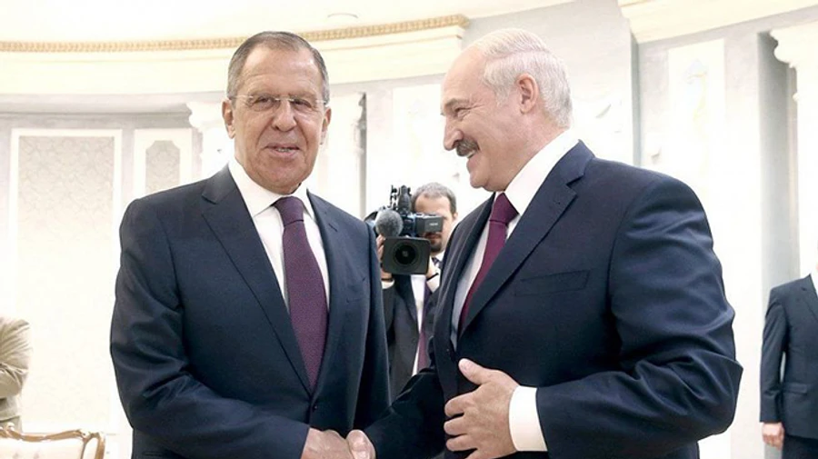Лавров заявил, что РФ не против любого решения руководства Беларуси