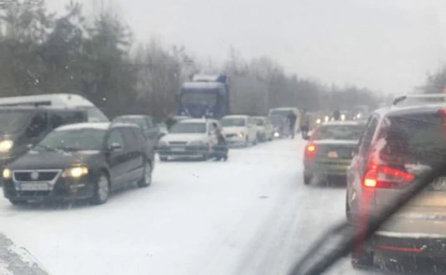 I и II уровень опасности: ГСЧС предупреждает о снеге и метели