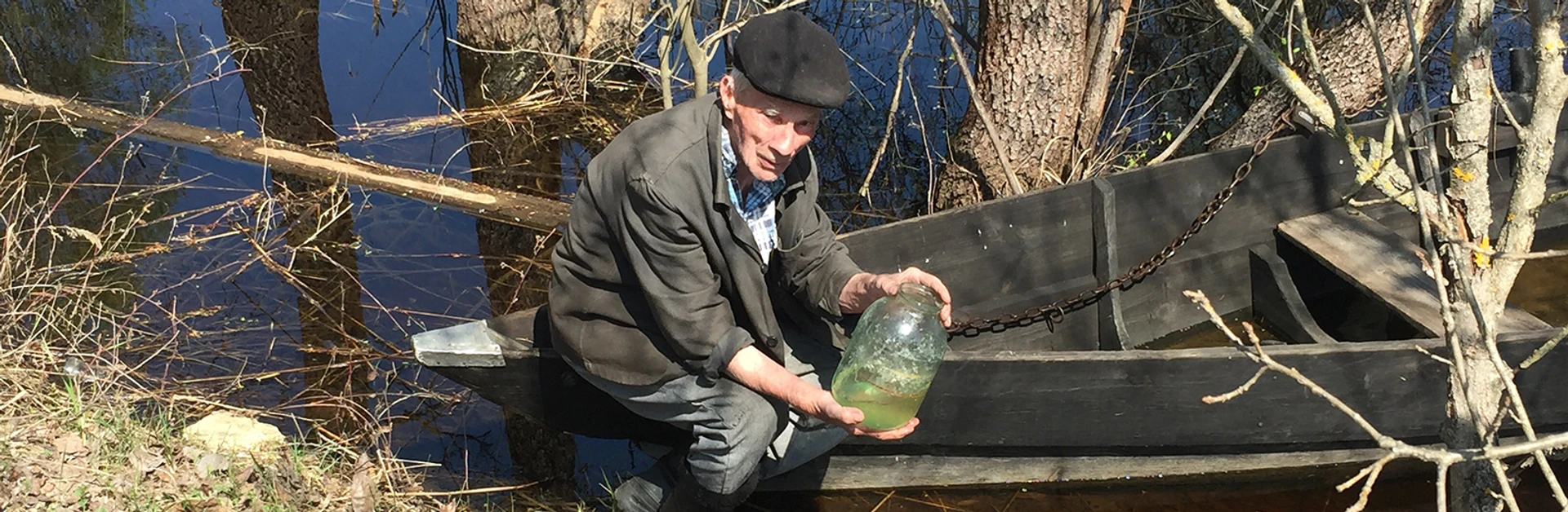 Тишина и соловьи поют. Как живет в Чернобыле 86-летний дедушка-самосел