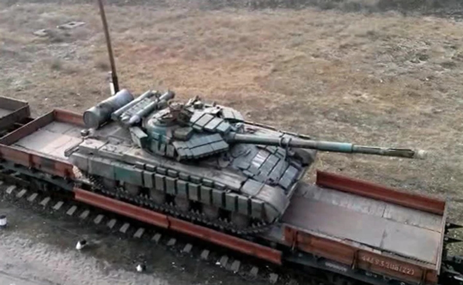 Росія перекинула у Харцизьк та Іловайськ танки, САУ і гаубиці