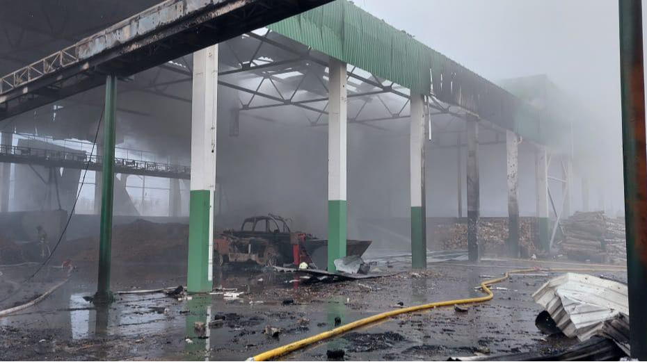 Danni alla centrale termoelettrica a biomassa ucraina: l'attacco dei droni russi colpisce l'energia verde