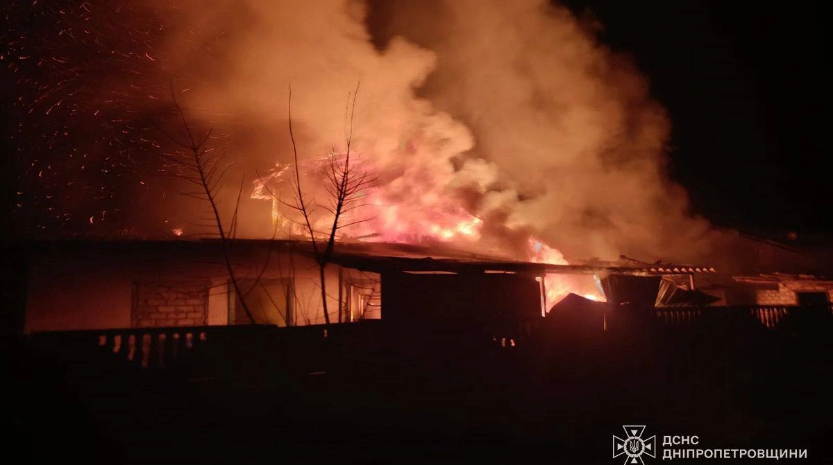 Russians attack Dnipropetrovsk Oblast: three injured, businesses, banks and secondary school damaged