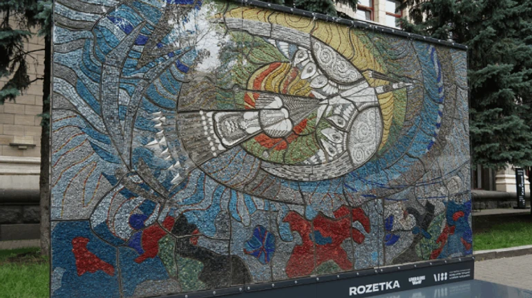 Це свобода, перемога та легкість: у Києві показали відтворену мозаїку видатної мисткині Алли Горської