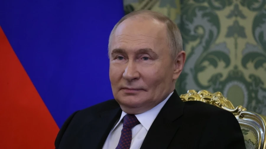 Путін порівняв українську владу з терористами і поставив під сумнів зустріч із Зеленським