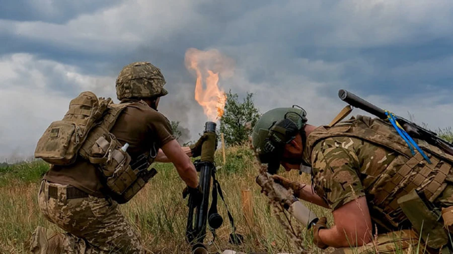 Ukrainian defenders kill 1,010 occupiers and destroy 10 Russian tanks in one day