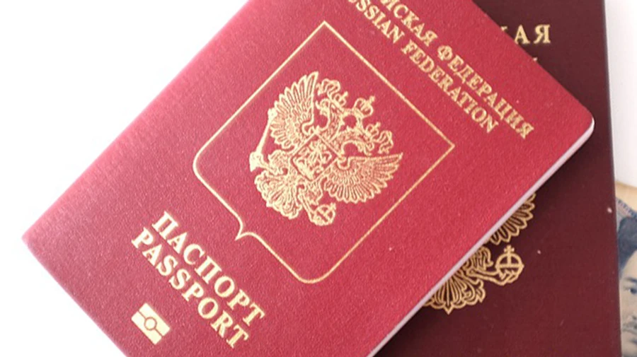 В ЕС окончательно утвердили визовое наказание для россиян: начнет действовать с понедельника