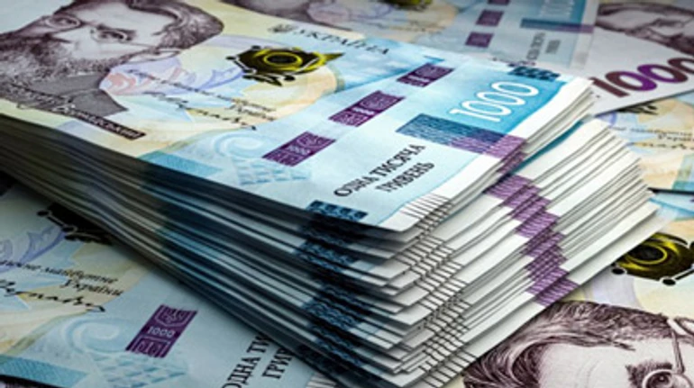 Держава запустила друкарський верстат, але це поки не впливає на ціни. Що буде далі?