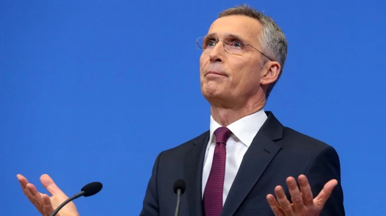 Генсек НАТО отреагировал на планы РФ по созданию новых военных соединений