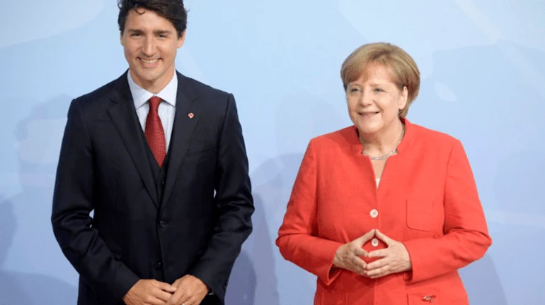 Меркель и Трюдо обсудили концентрацию войск РФ возле украинской границы