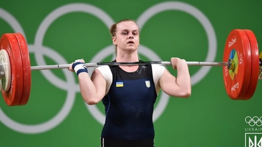 Українська важкоатлетка обійшла росіянок та взяла три золота на чемпіонаті Європи у Москві