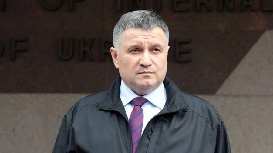 Новини 2 червня: підписи за відставку Авакова, стрілянина в Одесі