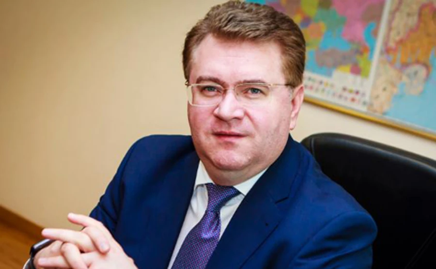 Топ-чиновник передав комусь секретні документи про оборону країни – СБУ