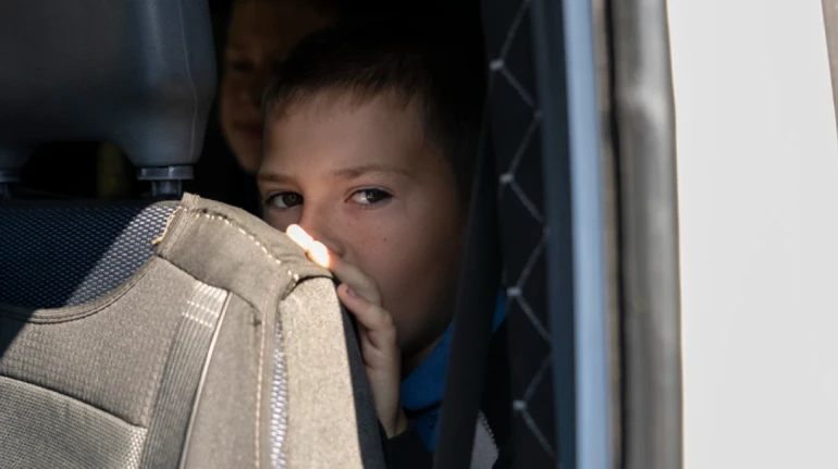 Война приближается к нашему дому. Как эвакуируют людей из Донецкой и Днепропетровской областей