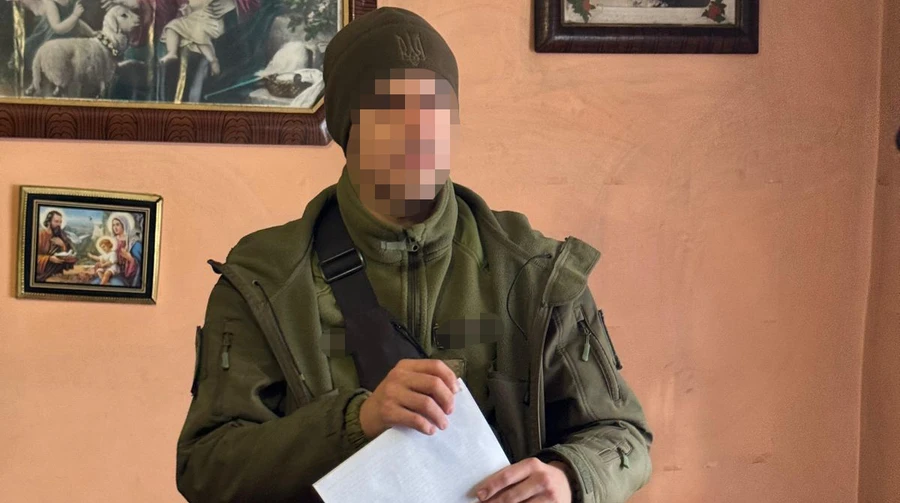 Прогресивного переправника викрили на Закарпатті: військовий продавав піші маршрути за криптовалюту