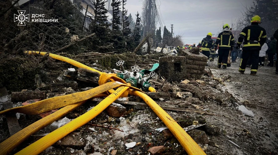 Зеленський: Росія вночі била по Києву та 7 областях