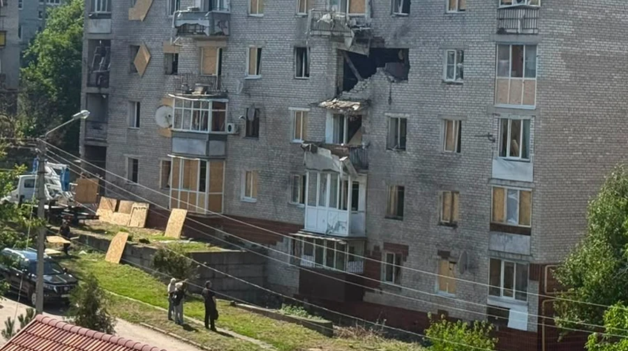 В Изюме из-за атаки РФ пострадали 6 человек, в Харькове тяжело ранена девочка