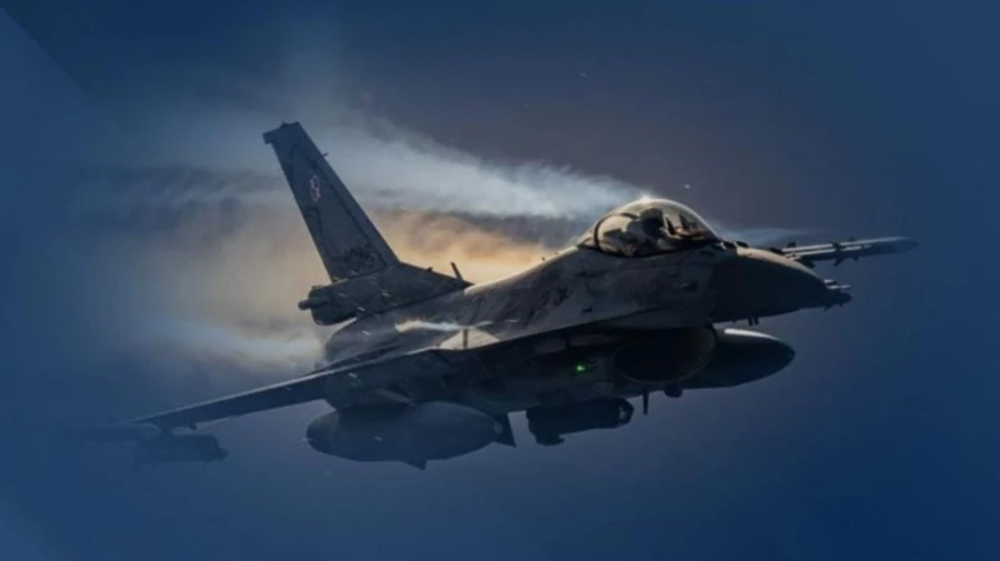 Polish fighter scrambled during nighttime Russian attack on Ukraine