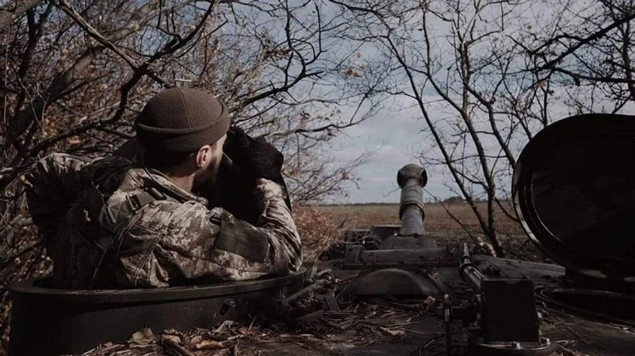 Ukrainian Armed Forces strike 17 clusters of Russian military personnel and 5 command posts