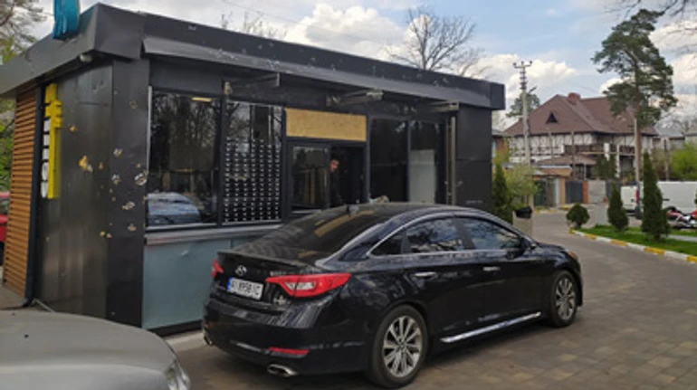 Вільні прайси, безкоштовні обіди і плани на розширення. Як малий бізнес повертає до життя Ірпінь