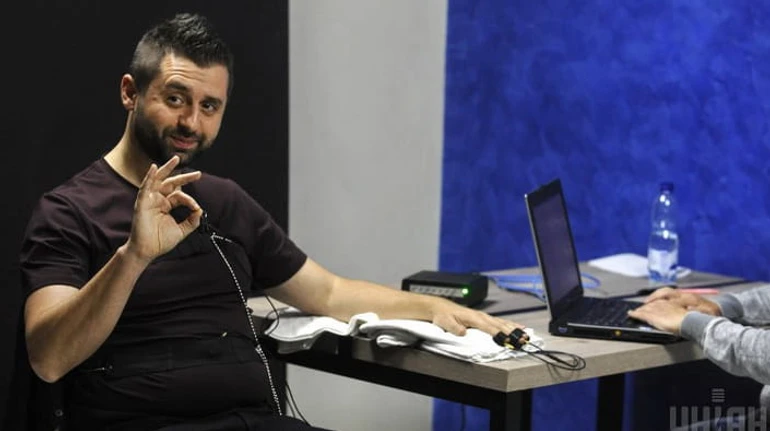 Ядерний шантаж Слуги народу: як шкодять Україні міжнародні заяви Зе-команди