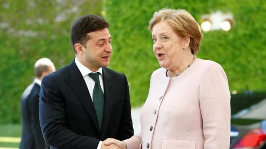 Зеленський розповів, про що говоритиме з Меркель і на чому наполягатиме  