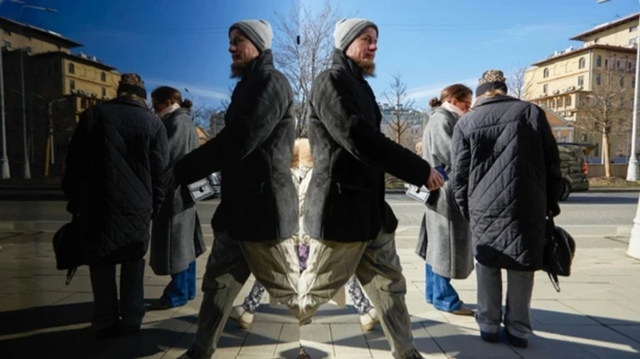 Over 40% of Russian companies set to cut staff in 2025, Moscow Times says