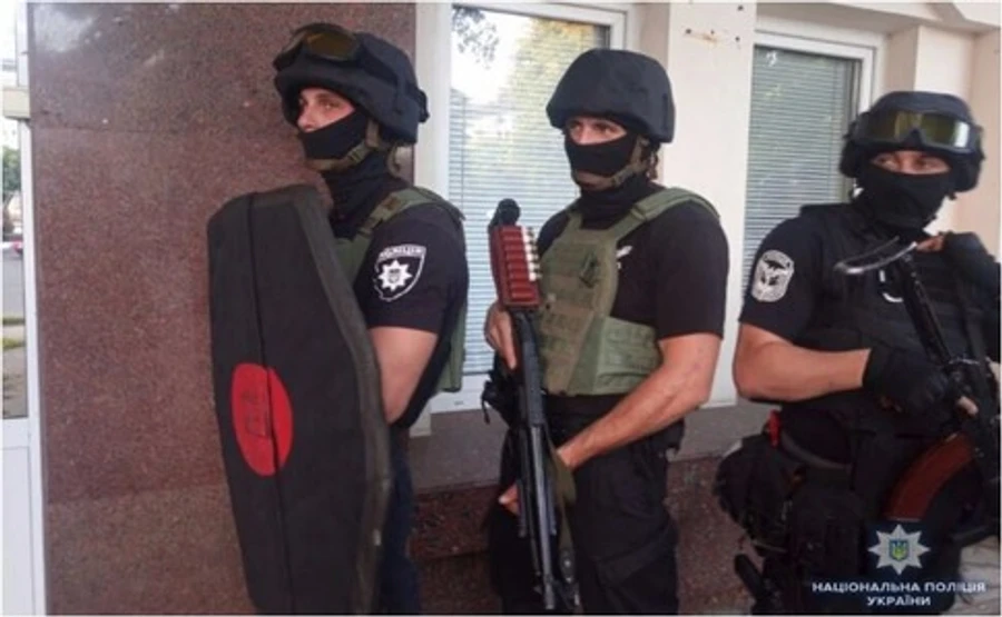 Злоумышленник, устроивший стрельбу в Черкассах, находится в больнице под конвоем – Князев