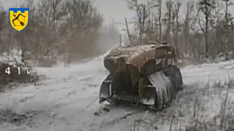 Ukrainian forces hit Russian armoured vehicles and kill infantrymen near Vovchansk in Kharkiv Oblast – video