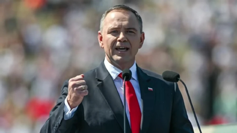 Polish president reacts negatively to Zelenskyy's remarks on downing Russian drones 