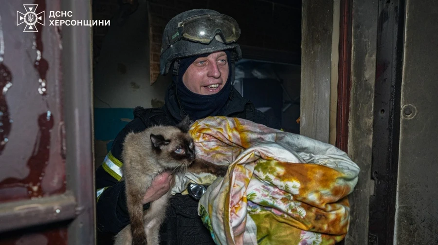 В Херсоне в результате российских атак 2 человека погибли и 9 пострадали