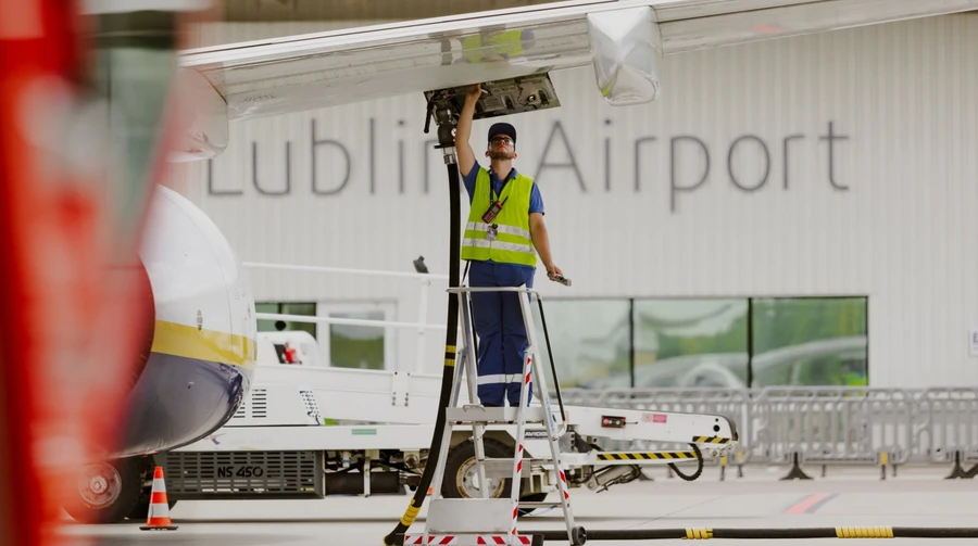 Rzeszów and Lublin airports suspend operations for third consecutive day amid Russian attacks on Ukraine