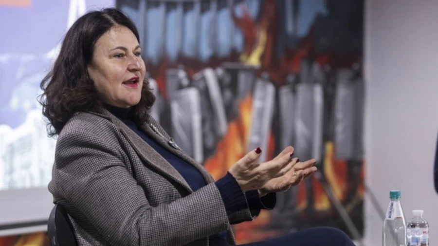 EU ambassador to Ukraine says Russians mock US and peace efforts