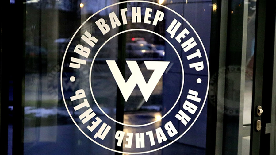 CNN знайшла ще одне відео з відсіканням голови українським військовим