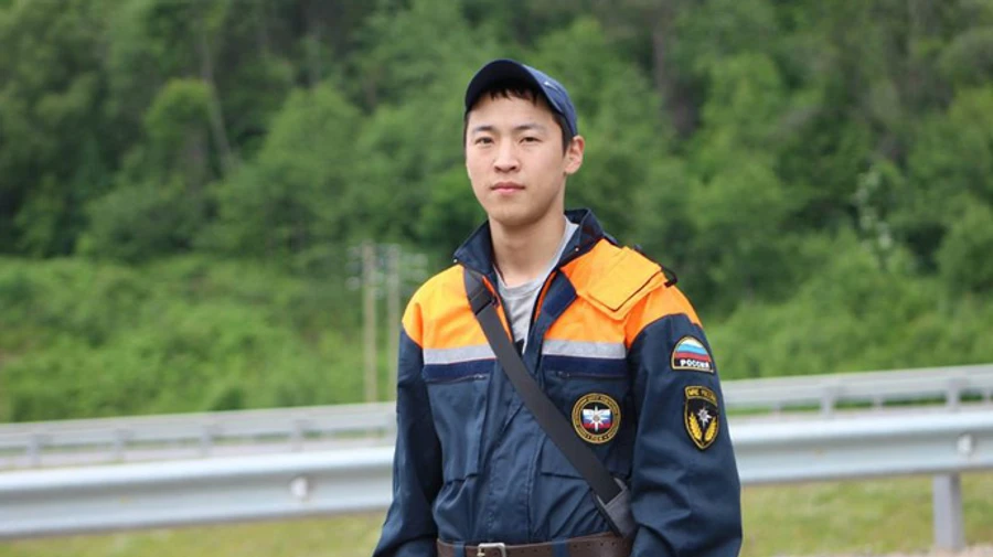 Расследователи Bellingcat идентифицировали оккупанта, который пытал и казнил украинского бойца