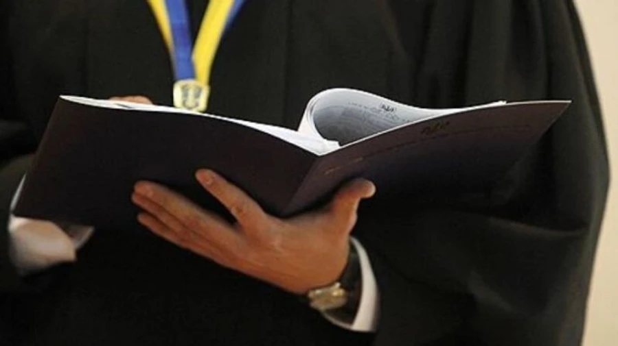 Киевлянин получил год условно за угрозы в Facebook убить судью