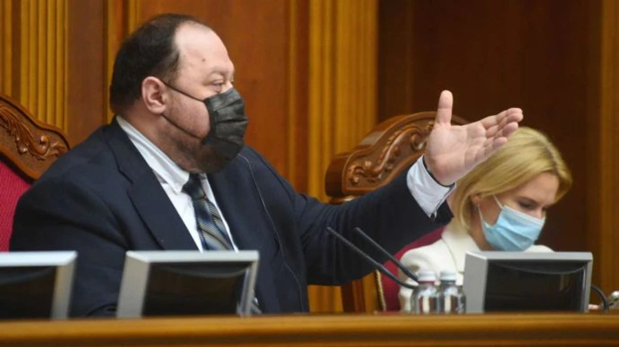 Стефанчук закрив Раду для невакцинованих нардепів, або без теста