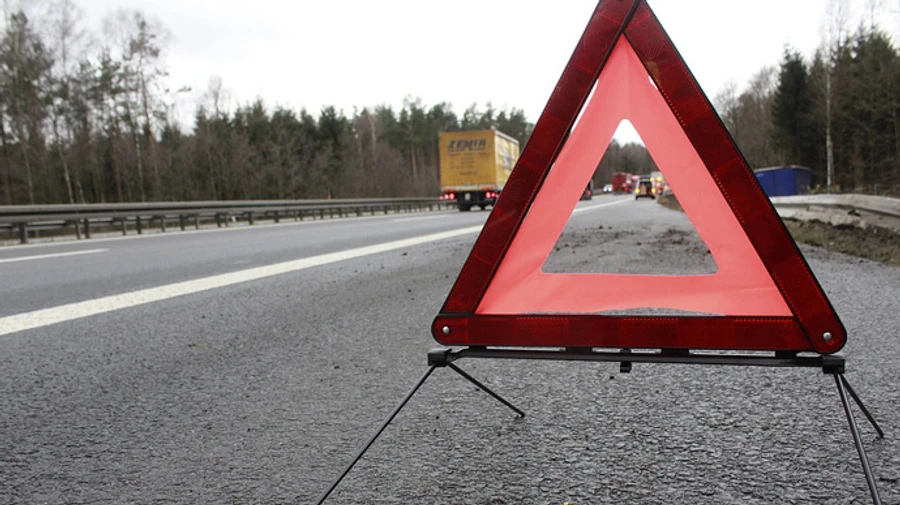 Легковушка влетела в грузовик в Кировоградской области: погибли взрослый и 3 детей