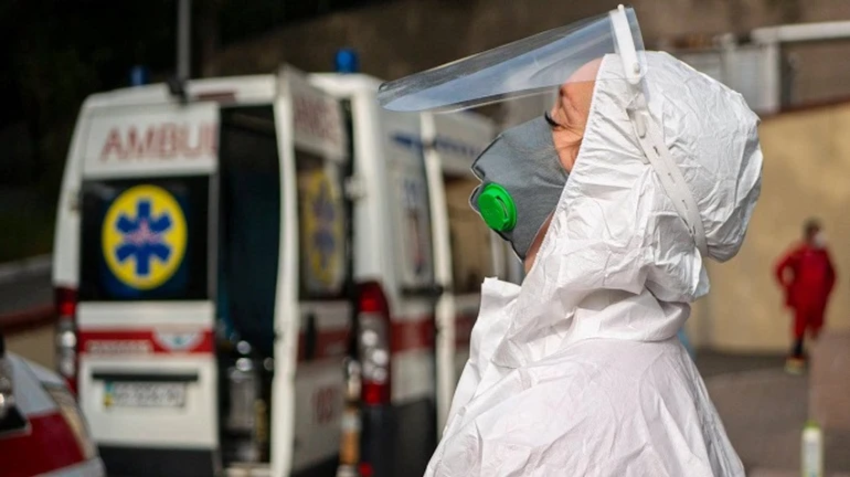 Главные новости субботы и ночи: красные зоны и рекорд вакцинации, высылка 10 послов из Турции