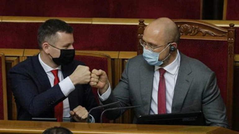 Витончена гра. Що отримали депутати за підтримку бюджету 2021