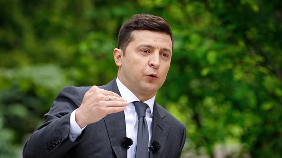 Президент не считает, что сейчас надо сдерживать курс гривни