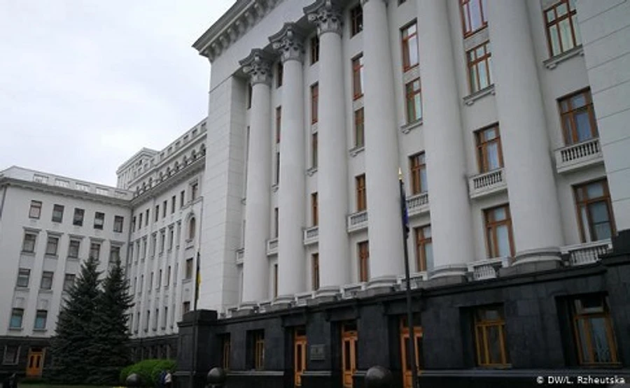 Соратник Коломойского приезжал в ОП перед голосованием антиколомойского закона — СМИ