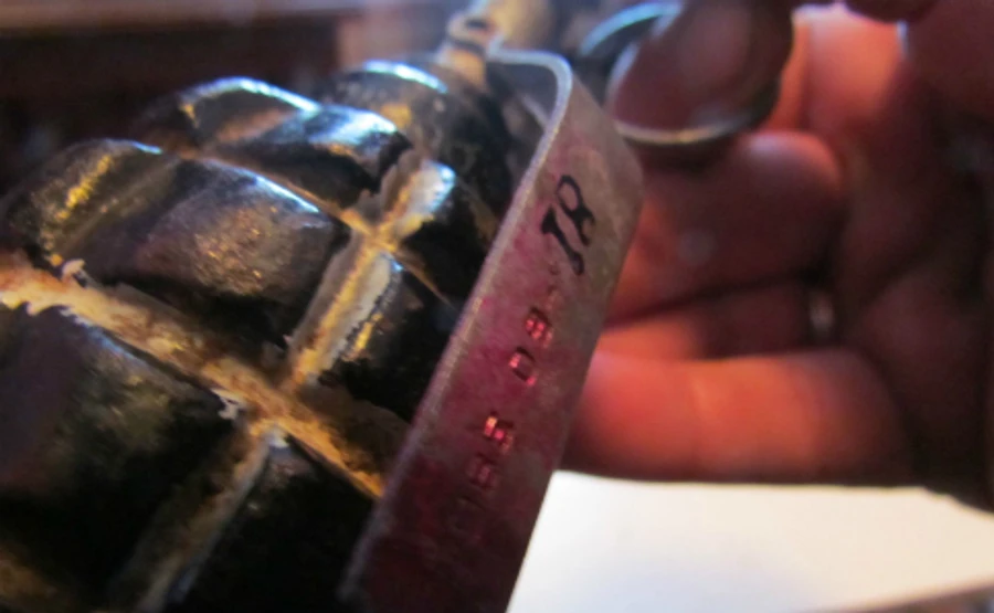 У Бердянську злочинець підірвав гранатою трьох поліцейських