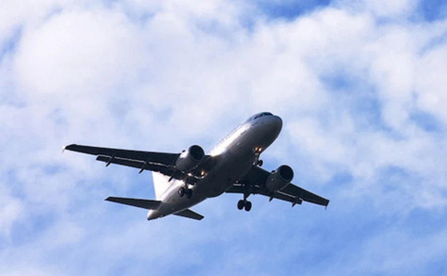 В Госавиаслужбе и АМПУ проходят обыски из-за миллионных хищений