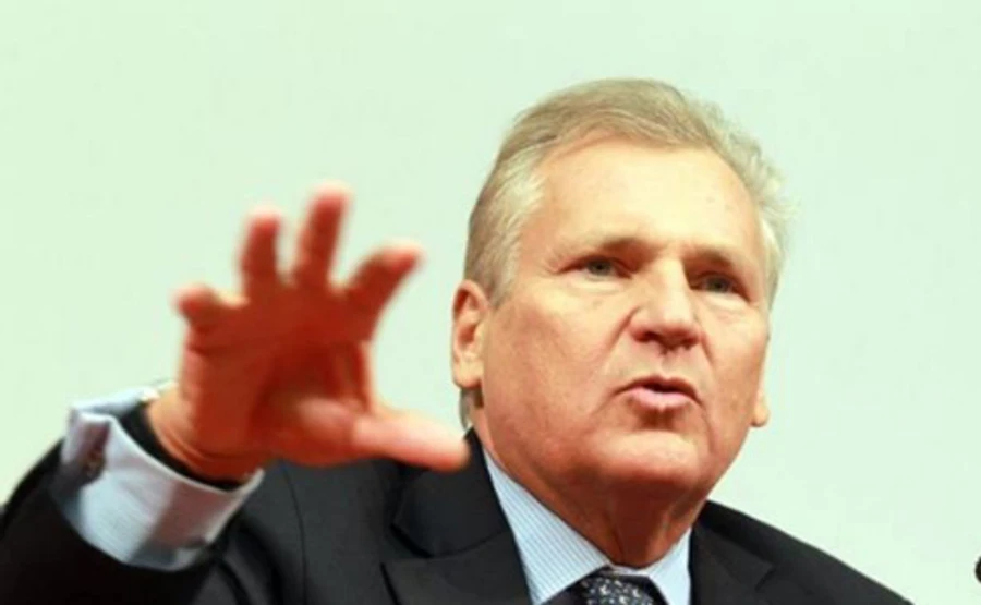 Квасьневский призвал Украину не мечтать о членстве в НАТО