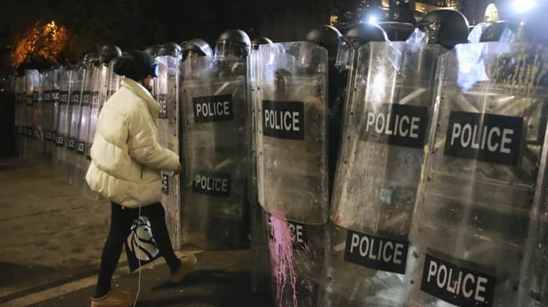 Темные времена Грузии: помогут ли новые репрессии подавить протесты в стране