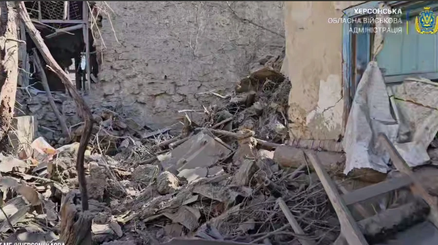 Russian attack on the centre of Kherson leaves 3 children injured