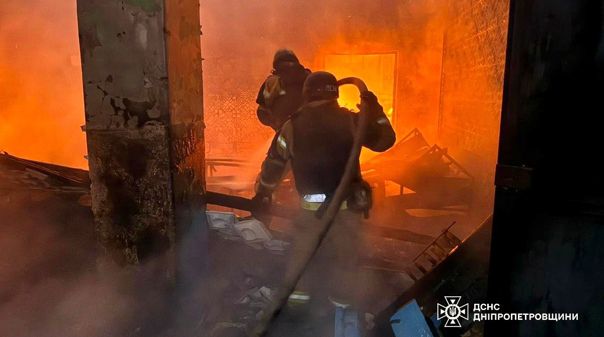 На Дніпропетровщині росіяни поранили двох чоловіків, один з них "важкий"